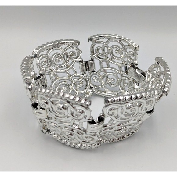 Silver Tone Filigree Bracelet Ornate Vintage Unsigned Fold Over Clasp 7.5" - Picture 5 of 8